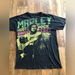 Catch A Fire Marley Rock Rebel T Shirt Mens Large Black Faded Front 2009 Hope Rd